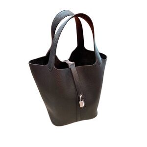 Hermès Picotin 22 – Noir Clemence, Palladium Hardware